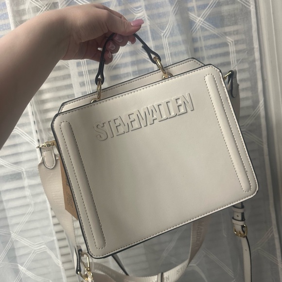 Viral Steve Madden crossbody - Picture 8 of 8